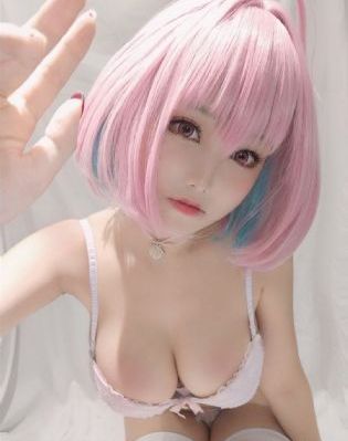 女大学生的沙龙室hd_蓝光韩国电影在线观看
